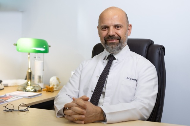 YAŞLILAR NEDEN DÜŞER? YAŞLILARDA DÜŞMEYİ ÖNLEMENİN 4 YOLU